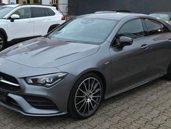 Grau Gebraucht 2021 Mercedes 250 AMG line Coupé | 31.000 € (Fairer Preis)
