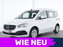 Weiß Gebraucht 2023 Mercedes T180 Van / Kleinbus | 23.399 € (Superpreis)