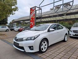 Weiß Gebraucht 2014 Toyota Corolla Life+ Limousine | 9.450 € (Guter Preis)