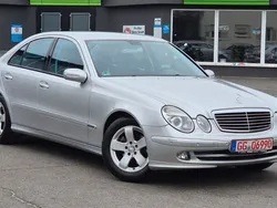 Brillantsilber metalliclack Gebraucht 2004 Mercedes E240 Avantgarde Limousine | 6.999 € (Teuer)