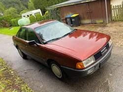 Rot Gebraucht 1991 Audi 80 Limousine | 1.350 €