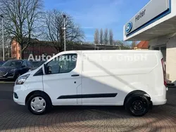 Weiß Gebraucht 2023 Ford Transit Custom Trend Van / Kleinbus | 24.290 € (Superpreis)