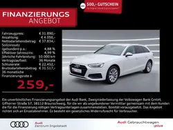Arkonaweiß Gebraucht 2024 Audi A4 Ambiente Kombi | 31.890 € (Guter Preis)