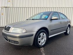 Grau Gebraucht 2008 Skoda Octavia Tour Limousine | 1.390 € (Superpreis)