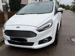 Weiß Gebraucht 2016 Ford S-MAX S Van / Kleinbus | 15.500 € (Fairer Preis)