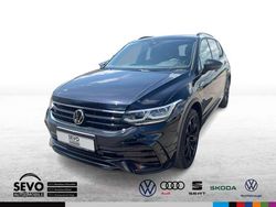 Deep black perleffekt Gebraucht 2023 VW Tiguan Allspace R-line SUV | 46.160 € (Teuer)
