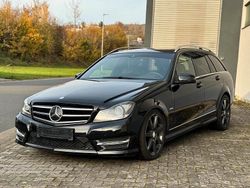 Schwarz Gebraucht 2014 Mercedes C350 AMG Kombi | 9.990 €