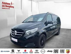 Schwarz Gebraucht 2017 Mercedes V220 Sport Van / Kleinbus | 36.990 € (Fairer Preis)