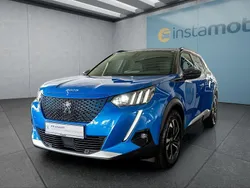 Blau Gebraucht 2021 Peugeot e-2008 SUV | 18.299 € (Fairer Preis)