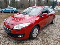 Rot Gebraucht 2013 Renault Mégane Initiale Paris Limousine | 5.199 € (Guter Preis)