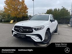 Polarweiß Gebraucht 2024 Mercedes GLC200 AMG SUV | 52.240 € (Fairer Preis)