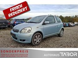 Pale blue mica metallic Gebraucht 2005 Toyota Yaris Kleinwagen | 385 € (Superpreis)