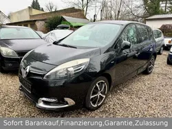 Schwarz Gebraucht 2012 Renault Scénic III Bose Edition Van / Kleinbus | 5.999 € (Fairer Preis)