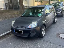 Schwarz Gebraucht 2008 Ford Fiesta Kleinwagen | 2.450 € (Fairer Preis)