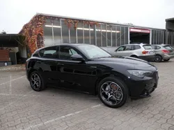 Schwarz Gebraucht 2023 Alfa Romeo Stelvio Veloce SUV | 49.990 € (Teuer)