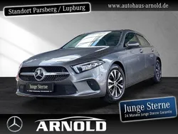 Mountaingrau Gebraucht 2021 Mercedes A200 Progressive Limousine | 27.480 € (Fairer Preis)