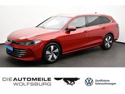 Chilirot metallic Gebraucht 2025 VW Passat Elegance Kombi | 36.550 € (Guter Preis)