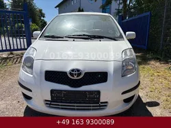 Weiß Gebraucht 2006 Toyota Yaris Sol Limousine | 1.550 € (Superpreis)