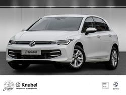 Weiss Gebraucht 2024 VW Golf VIII Life Limousine | 24.970 € (Fairer Preis)