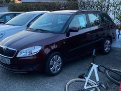 Rot Gebraucht 2012 Skoda Fabia Kombi | 2.600 € (Guter Preis)
