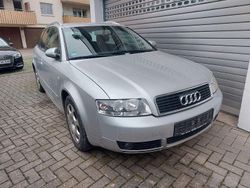 Blau Gebraucht 2003 Audi A4 Kombi | 2.499 € (Fairer Preis)