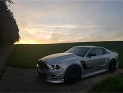 Grau Gebraucht 2014 Ford Mustang Coupé | 25.000 €