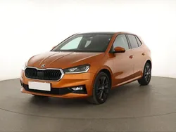 Phoenixorange metallic (metallic) Gebraucht 2023 Skoda Fabia Style Limousine | 21.740 € (Guter Preis)