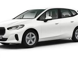 Weiß Gebraucht 2024 BMW 218 Active Tourer Luxury Line Van / Kleinbus | 29.677 € (Superpreis)