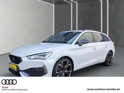Weiß Gebraucht 2023 Cupra Leon VZ Kombi | 32.380 € (Teuer)