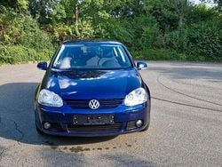 Blau Gebraucht 2008 VW Golf V Kleinwagen | 5.000 € (Etwas zu teuer)