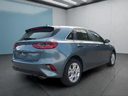 Grau Neu 2025 Kia Ceed Vision Kleinwagen | 26.199 € (Guter Preis)