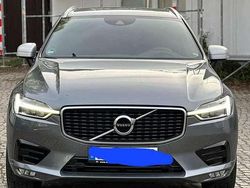 Silber Gebraucht 2018 Volvo XC60 R-Design SUV | 27.950 € (Teuer)