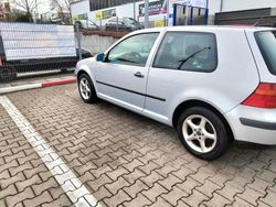 Grau Gebraucht 1999 VW Golf IV Kleinwagen | 950 € (Fairer Preis)