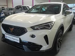 "candy" weiss Gebraucht 2024 Cupra Formentor SUV | 25.849 € (Fairer Preis)