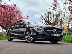 Schwarz Gebraucht 2016 Mercedes CLA200 Shooting Brake Kombi | 15.560 € (Guter Preis)