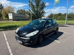 Schwarz Gebraucht 2010 Peugeot 206+ Kleinwagen | 1.000 € (Guter Preis)