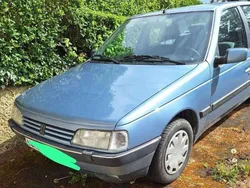 Blau Gebraucht 1993 Peugeot 405 Limousine | 1.700 €