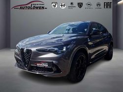 Grigio vesuvio, metallic Neu 2025 Alfa Romeo Stelvio SUV | 95.747 € (Etwas zu teuer)