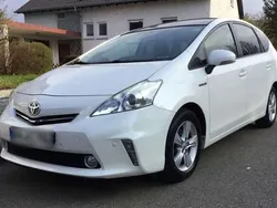 Weiß Gebraucht 2012 Toyota Prius+ Van / Kleinbus | 14.900 € (Fairer Preis)
