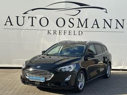 Schwarz Gebraucht 2022 Ford Focus Cool & Connect Limousine | 9.950 € (Fairer Preis)