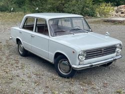 Weiß Gebraucht 1968 Fiat 124 Limousine | 7.600 €