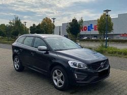 Schwarz Gebraucht 2013 Volvo XC60 R-Design SUV | 12.900 € (Fairer Preis)