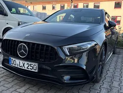 Schwarz Gebraucht 2020 Mercedes A250 AMG Limousine | 33.000 € (Teuer)