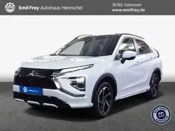 Weiß Gebraucht 2022 Mitsubishi Eclipse Cross Top SUV | 28.625 € (Etwas zu teuer)