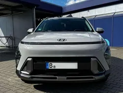 Grau Gebraucht 2023 Hyundai Kona Prime SUV | 27.500 € (Fairer Preis)