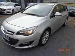Silber Gebraucht 2014 Opel Astra Limousine | 4.600 € (Guter Preis)