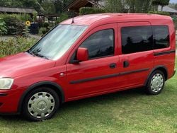 Rot Gebraucht 2008 Opel Combo Van / Kleinbus | 2.000 € (Fairer Preis)