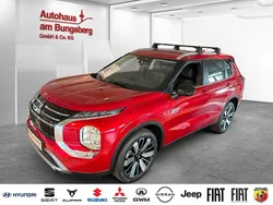 Rot Neu 2025 Mitsubishi Outlander P-HEV Edition SUV | 53.590 € (Fairer Preis)