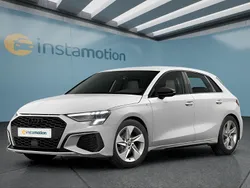 Weiß Gebraucht 2023 Audi A3 Limousine | 25.349 € (Teuer)