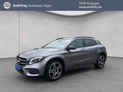 Grau Gebraucht 2020 Mercedes GLA200 AMG line SUV | 31.980 € (Teuer)